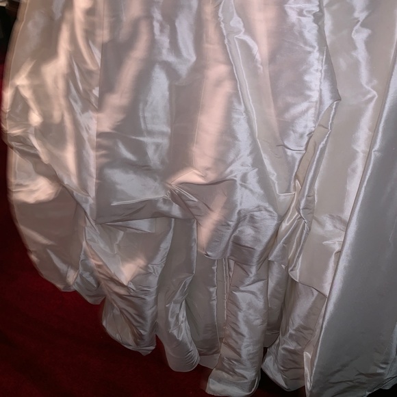 Enzoani Michelle One-shoulder Mermaid Bridal Gown - Picture 7 of 7